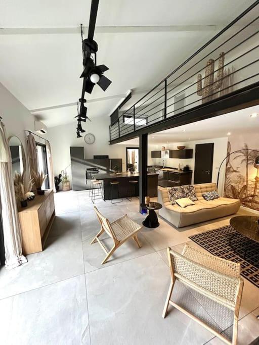 Superbe Maison Avec Jacuzzi Ventabren Luaran gambar
