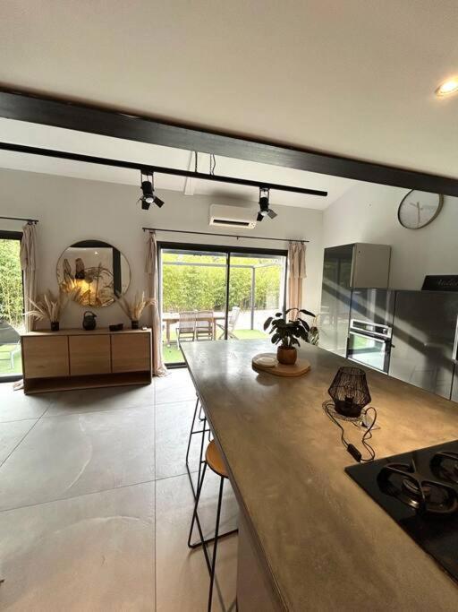 Superbe Maison Avec Jacuzzi Ventabren Luaran gambar